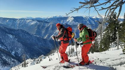 TRAVEL ON LAKE BAIKAL
